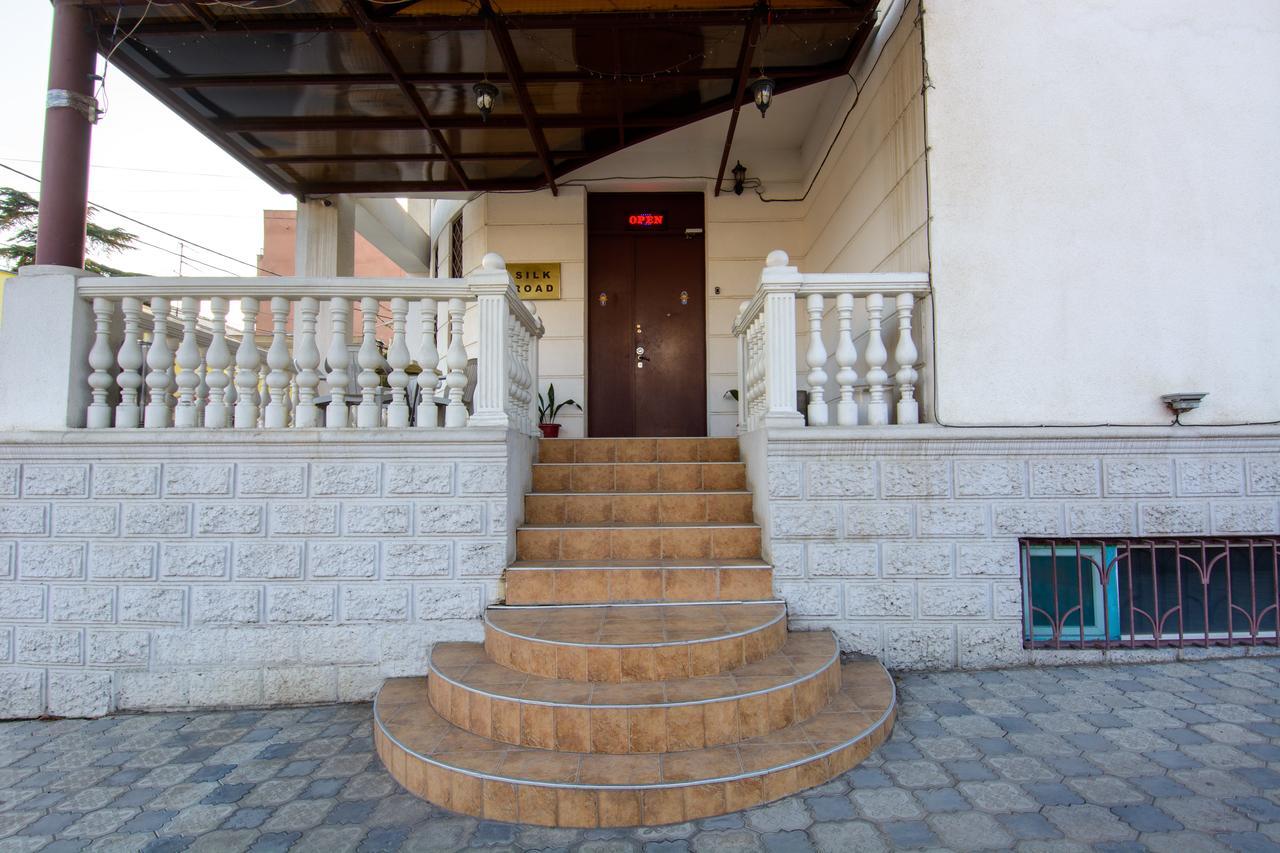 Silk Road Hotel Tbilisi Exterior foto
