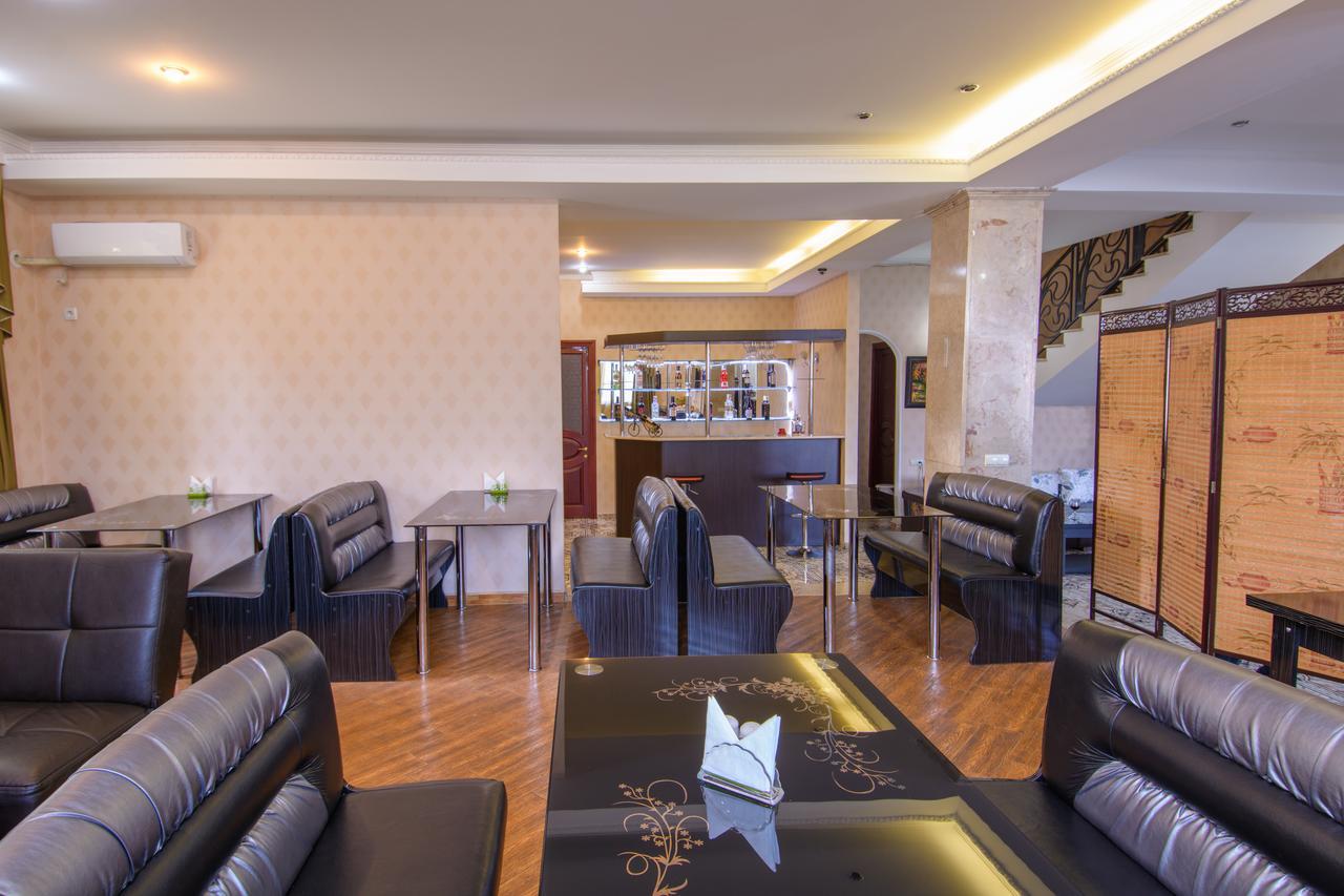 Silk Road Hotel Tbilisi Exterior foto
