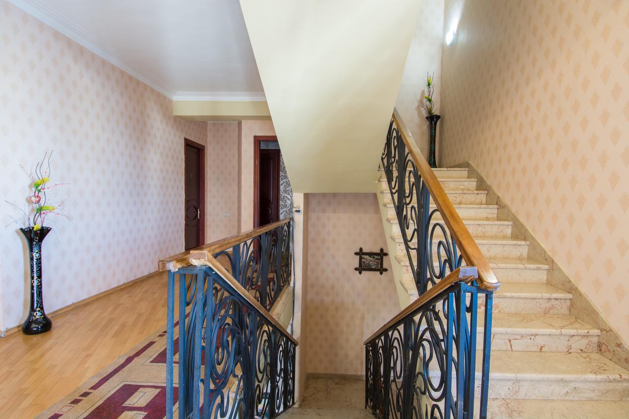 Silk Road Hotel Tbilisi Exterior foto